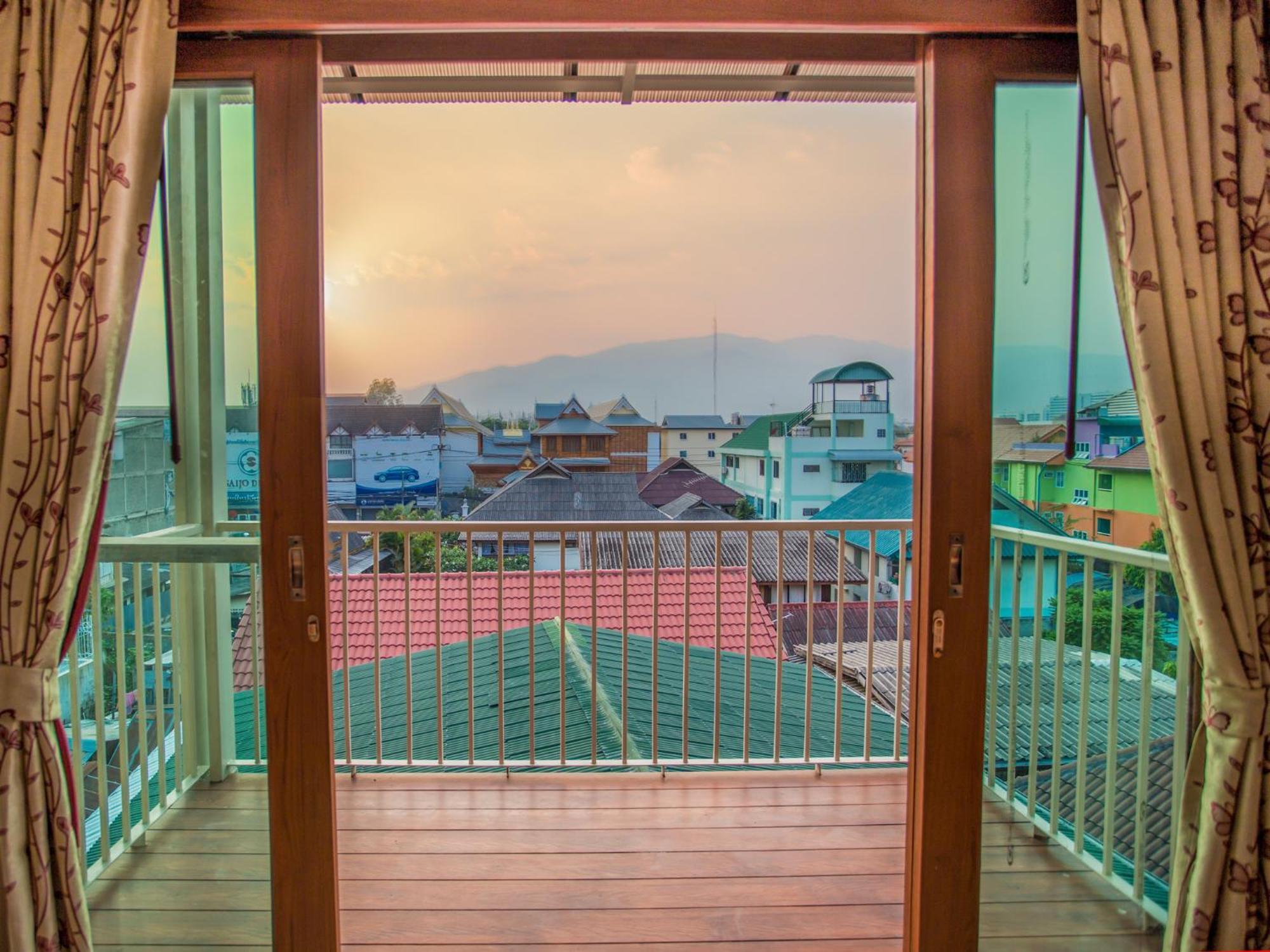 Rendezvous Classic House Chiang Mai Exterior photo
